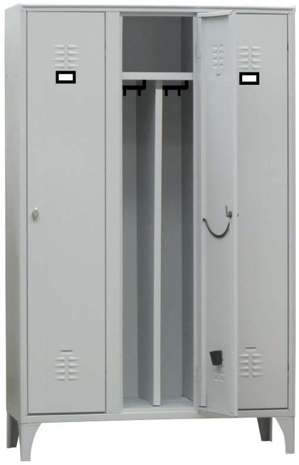 ARMADIO SPOGLIATOIO CON TRAMEZZA